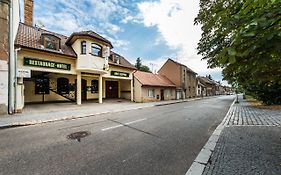 Nova Hospoda - Hotel & Restaurant